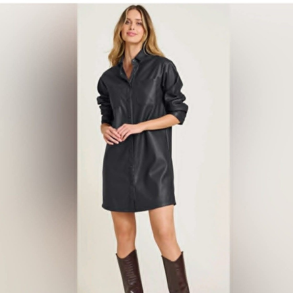 VENUS Oversized XS Black Faux Leather Shirt Dress Snap Front Long Sleeve XS-M